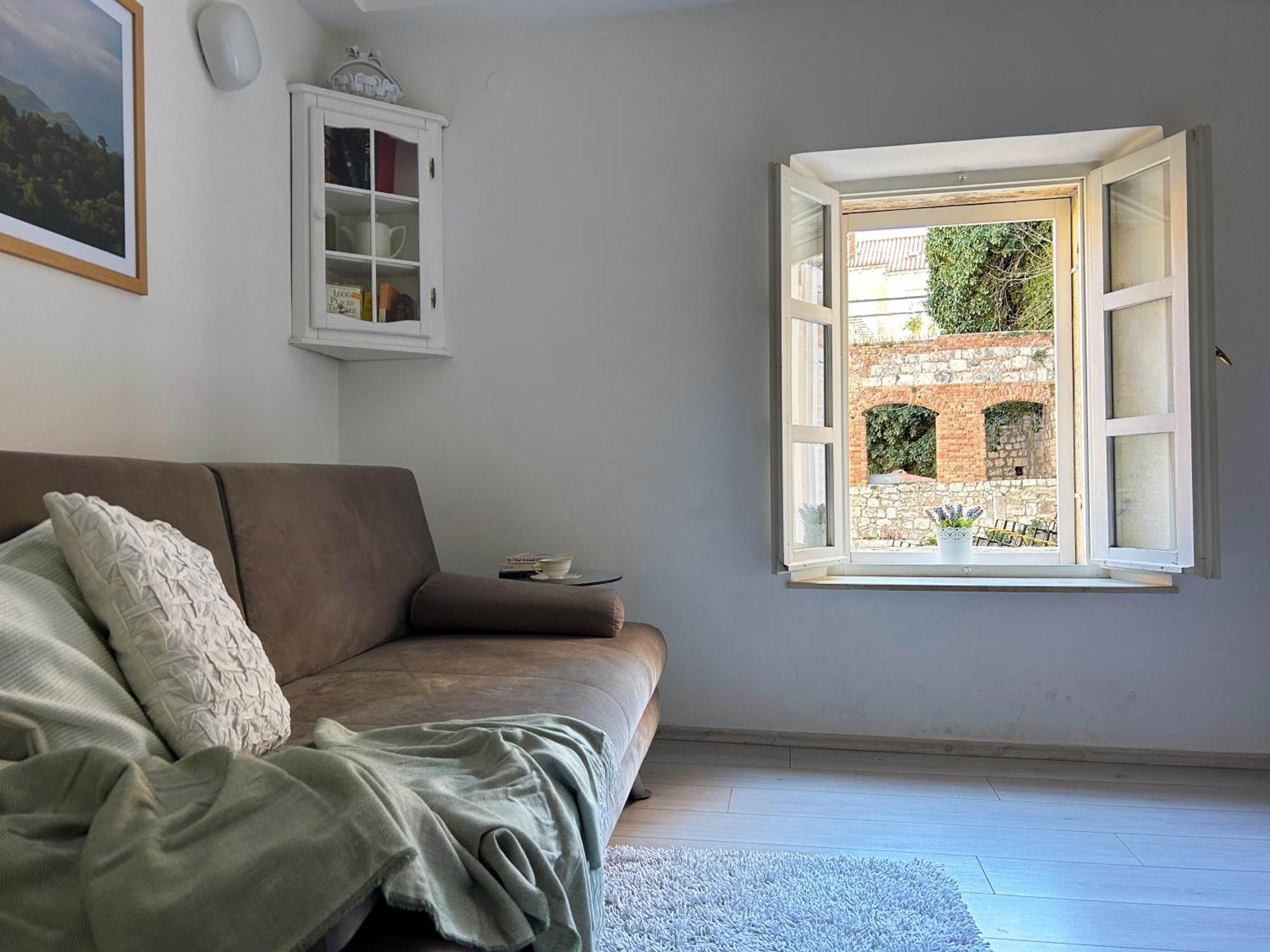 Iza Roka Apartment